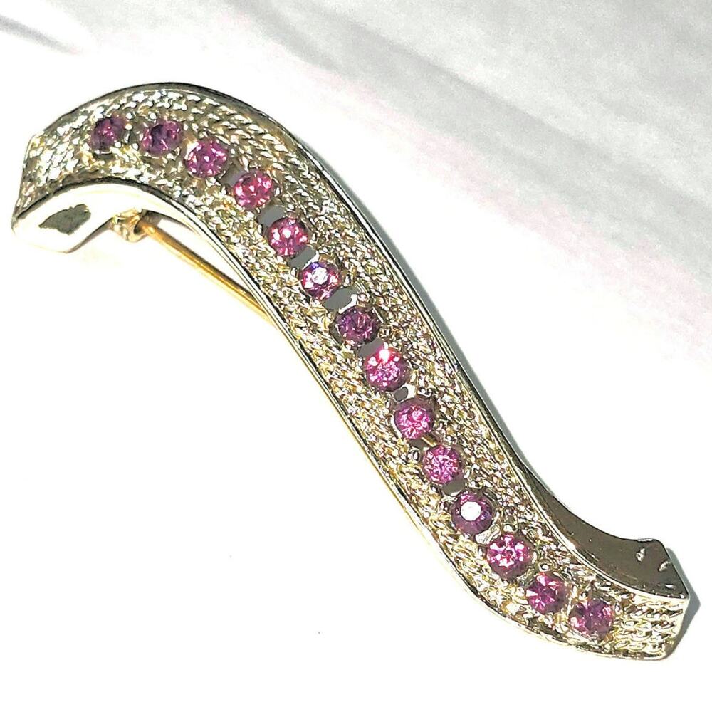 Amethyst Colored Glass Crystal Vintage Silver Tone Lapel Pin Brooch